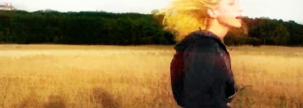 Hayley Williams – Parachute