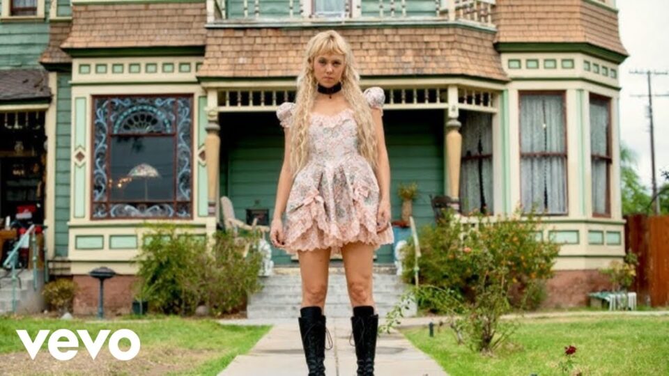 Iluka – Witch Girls