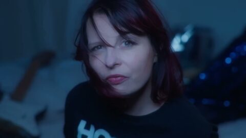 Izzy and the Black Trees – Restless Nights