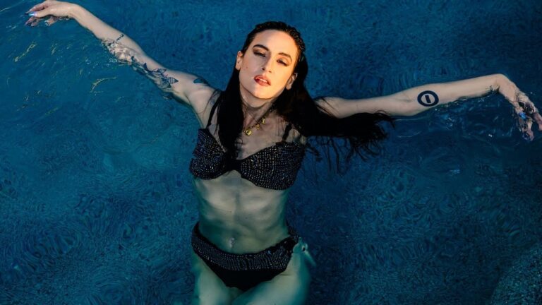 Jessie Frye – Night Swim music video
