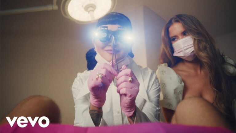 Julia Michaels, Maren Morris – Scissors music video