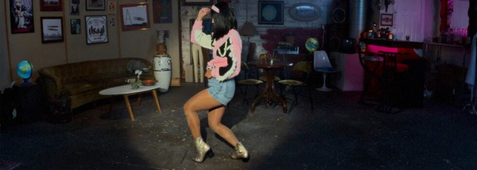 Khruangbin – White Gloves II