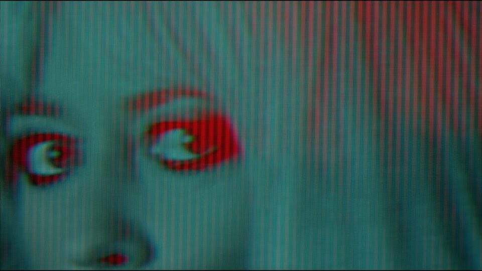 Ladytron – I See Red