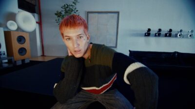 Loose Goose – holding on (feat. A-Trak, Gus Dapperton)