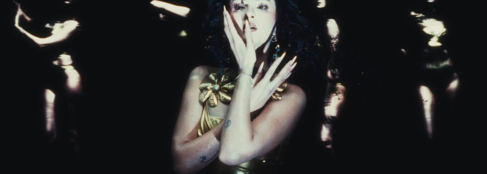 Valencia Grace – Luck You’re A Star