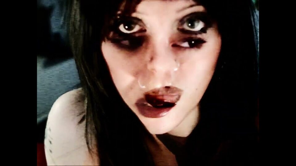 Mad Iris – Poor Baby