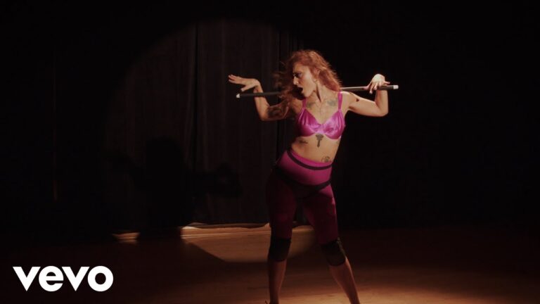 Magdalene – Hot Shot music video