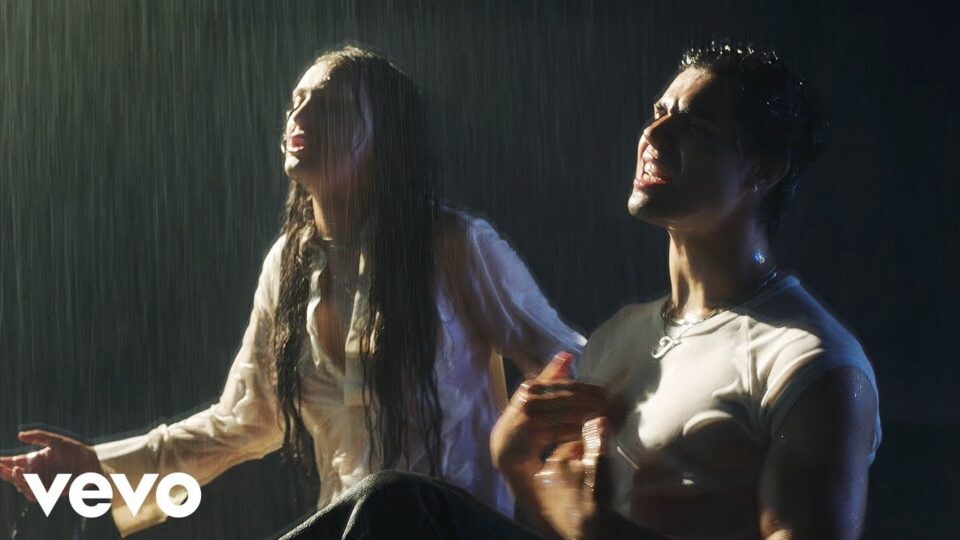 Maryjo & Mergui – Living Room