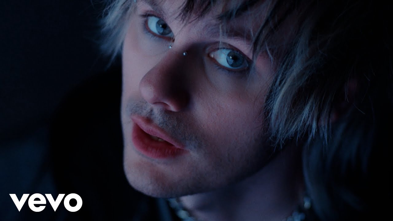 Michael Clifford – Enough