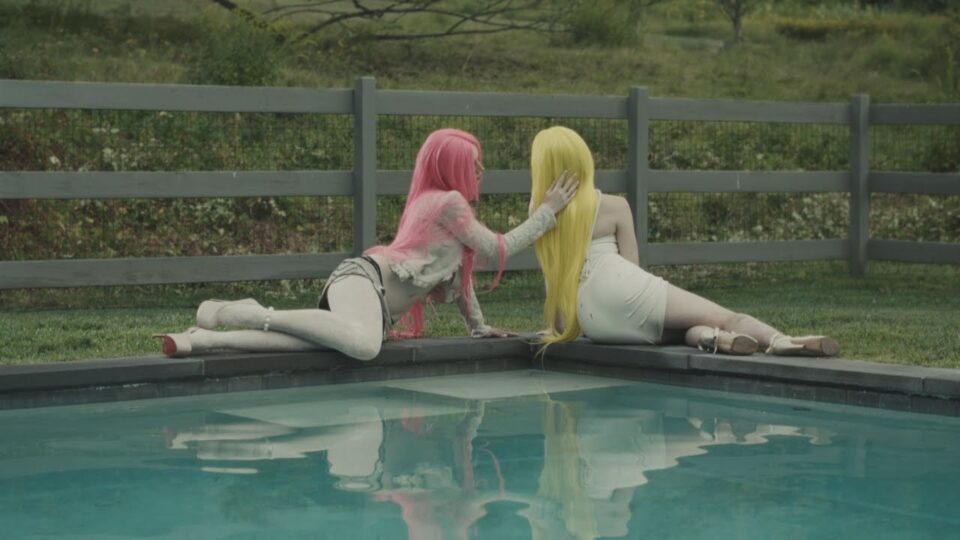 Miss Madeline & Chase Icon – STILLETTO PUMPS IN THE POOL