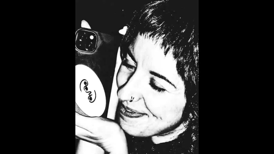 Mura Masa – Losing (jam)