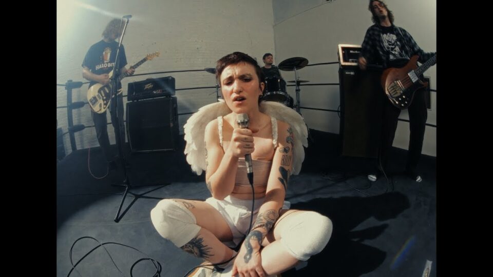 MX LONELY – Shape Of An Angel