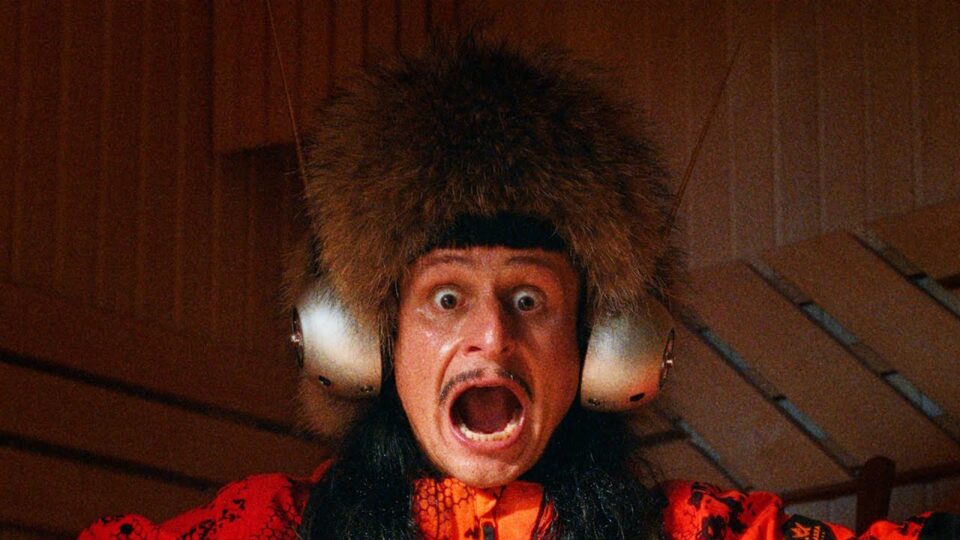 Oliver Tree – Superhero