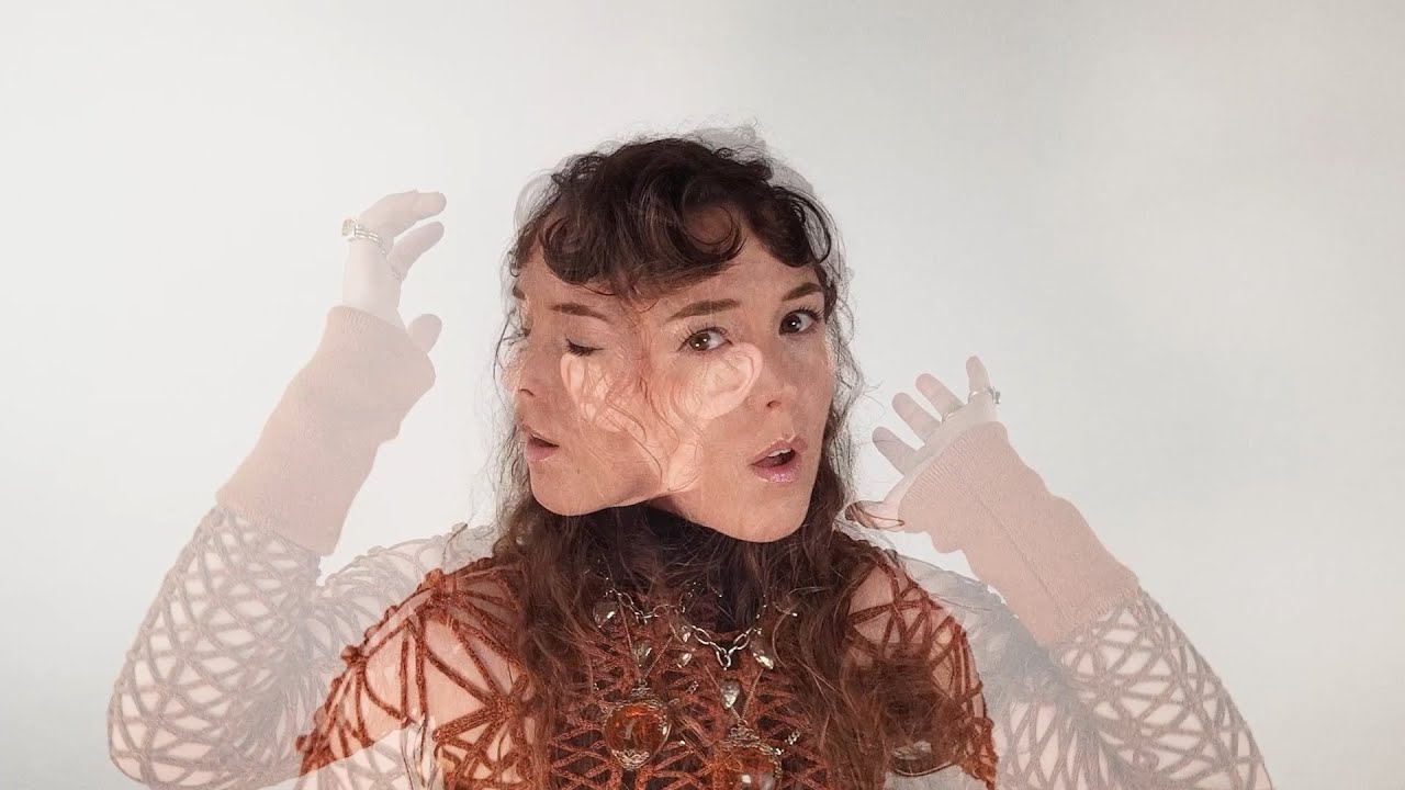 Purity Ring – place of my own