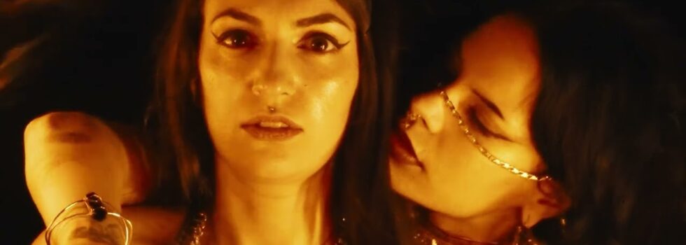 Sakyra – Burn Them Down