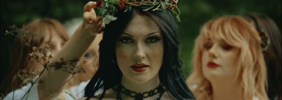 Venus Grrrls – Ivy Tree