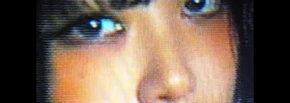 Yves – Soap (feat. PinkPantheress) (Official MV)