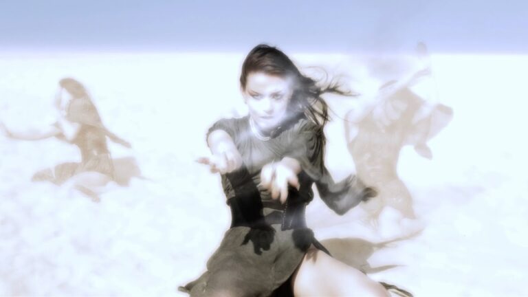 Zanias – Serpentsmile music video