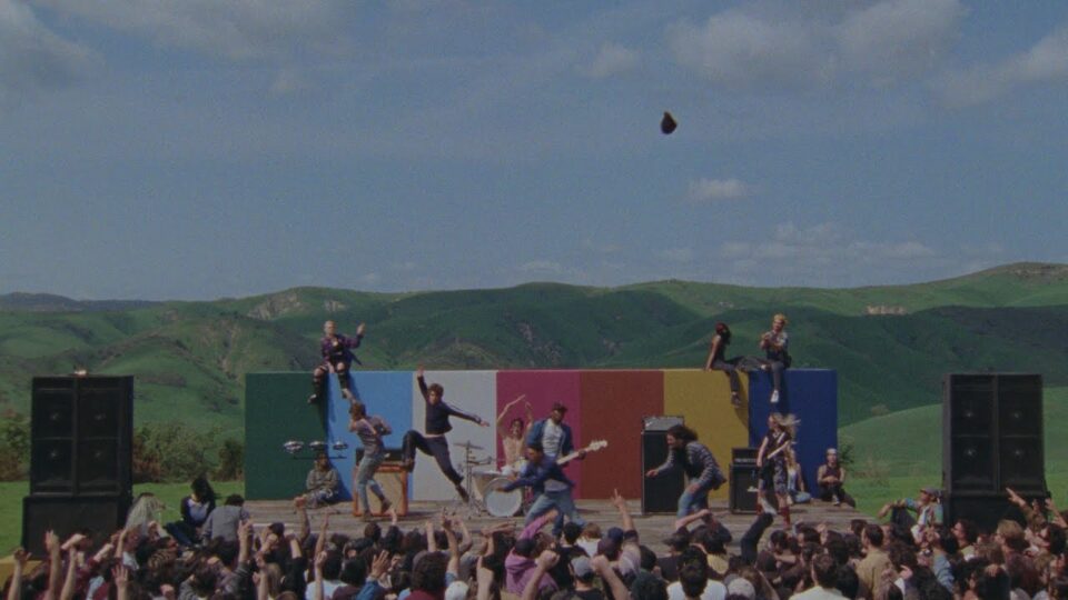 TURNSTILE – SEEIN’ STARS / BIRDS [OFFICIAL VIDEO]