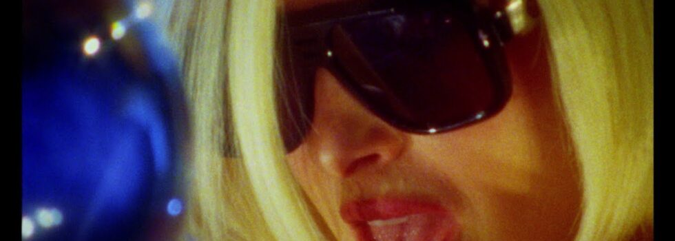 Addison Rae – Fame Is a Gun