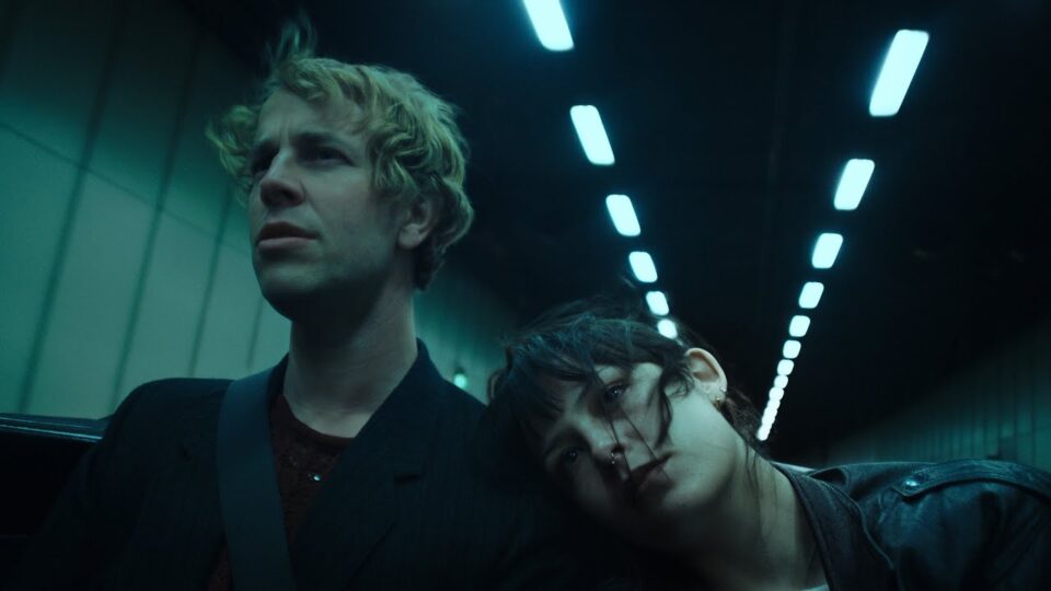 Tom Odell – Don’t Cry, Put Your Head On My Shoulder