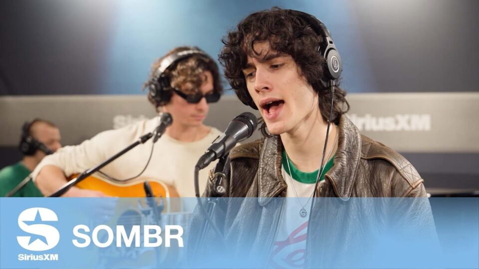 Sombr – Fade Into You (Mazzy Star Cover) [Live Sirius XM]