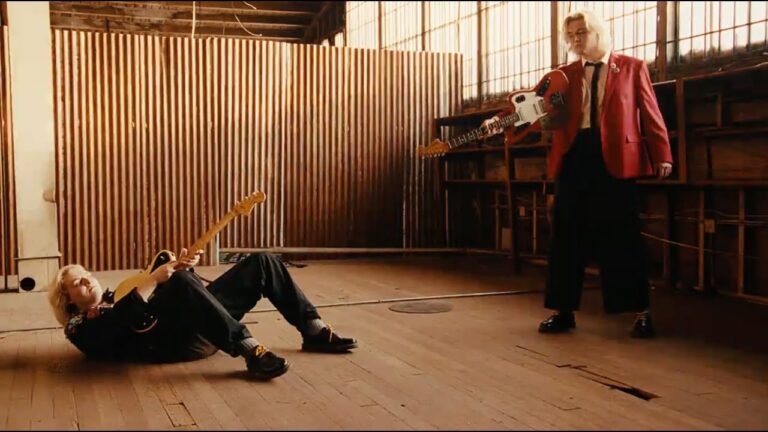 Vienna Vienna – Cashgrab music video