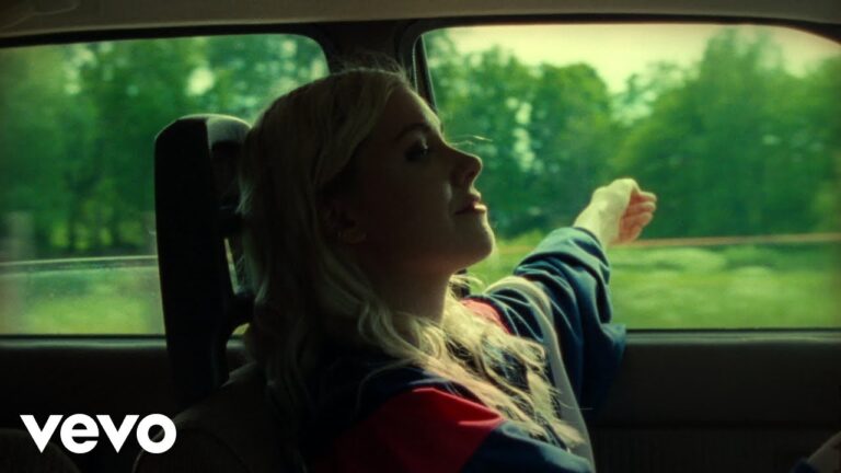 Clara Mae – Not Sad Anymore music video