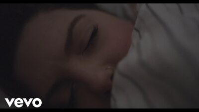 Mary Lambert – Hang Out With You