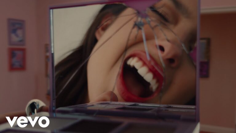 Olivia Rodrigo – get him back! music video