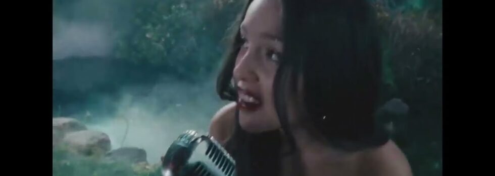 Olivia Rodrigo – vampire