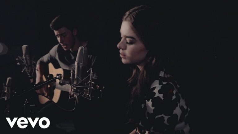 Shawn Mendes & Hailee Steinfeld – Stitches (Acoustic) music video
