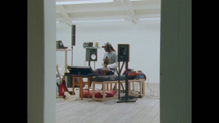 Blood Orange – Countryside music video