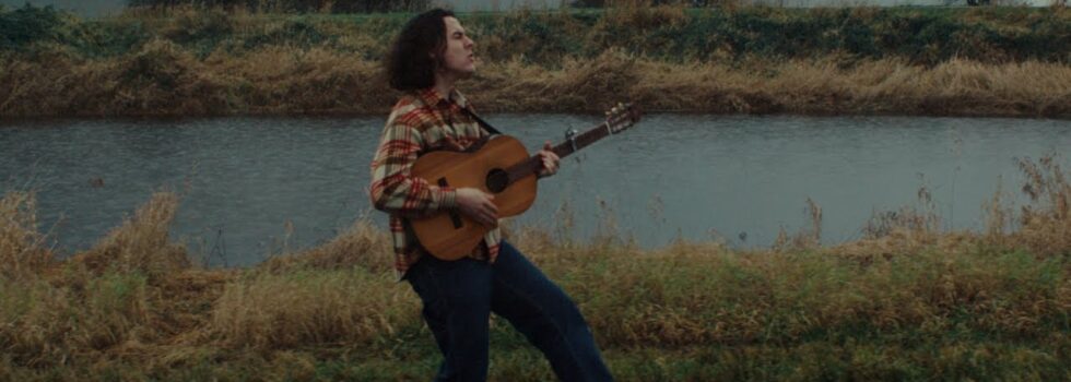 Peach Pit – Vickie