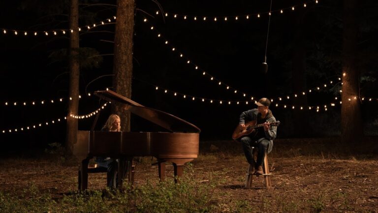 Sam Barber – Indigo (Live Performance) (feat. Avery Anna) music video