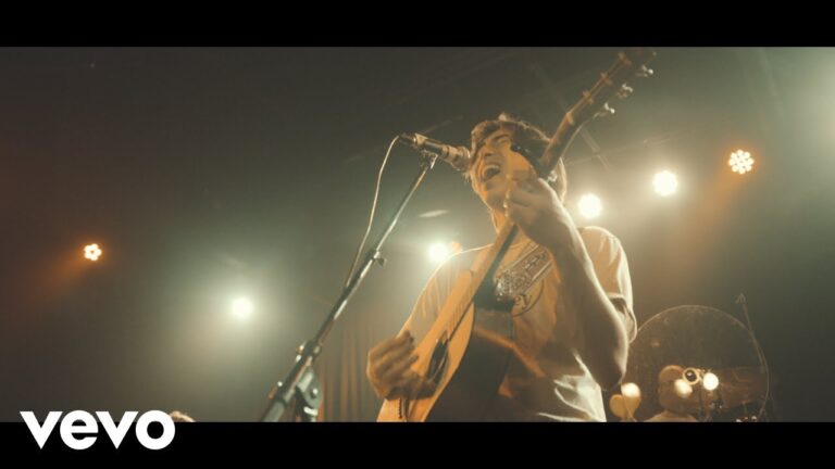 Wyatt Flores – Life Lessons music video
