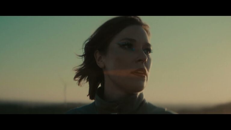 Between the Buried and Me – The Blue Nowhere music video