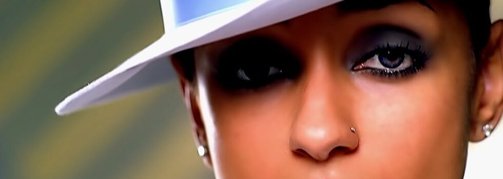 Mýa – My Love Is Like…Wo (Unedited Version)