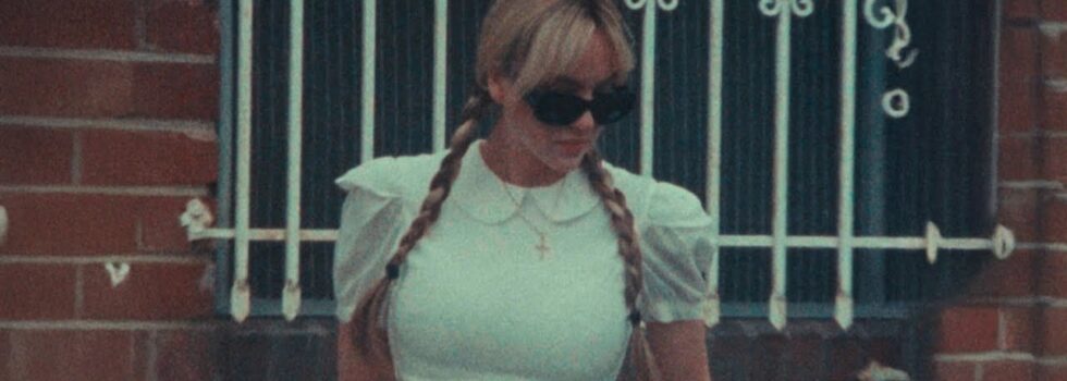 Sunday (1994) – Rain