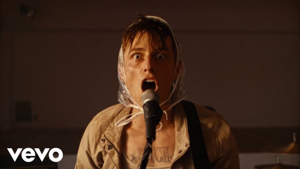 THUS LOVE – Get Stable