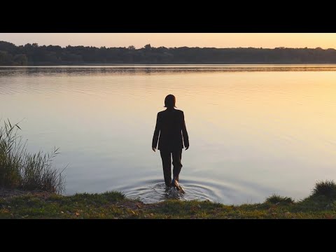 Black Nail Cabaret – Darkness Is A Friend