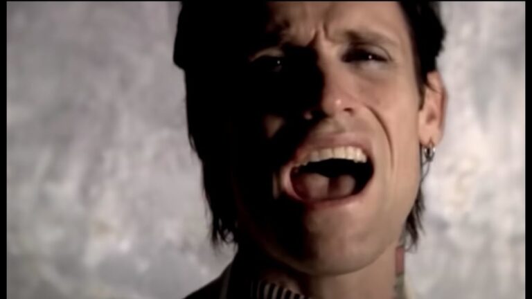 Buckcherry – Sorry music video