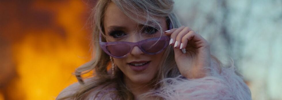 Emily Ann Roberts – He Set Her Off