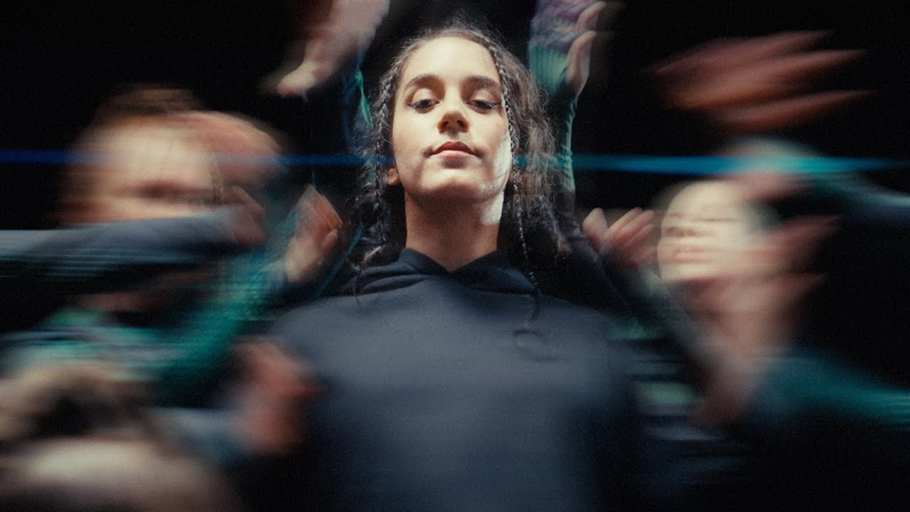 NOVELISTS – Turn It Up