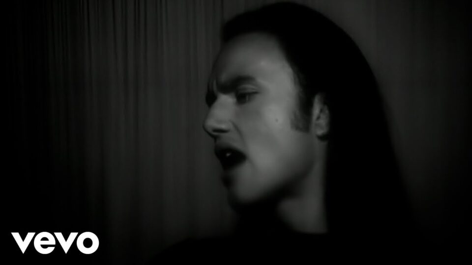 Queensrÿche – Another Rainy Night (Without You)