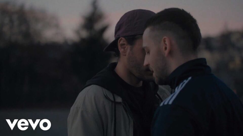 Sensu – Listen (ft. Otis Junior)