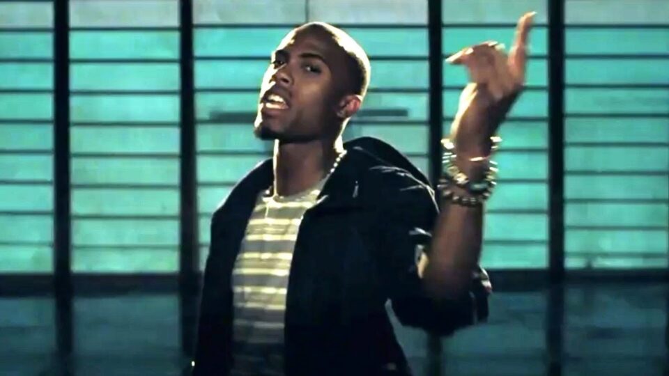 B.o.B ft. Hayley Williams – Airplanes