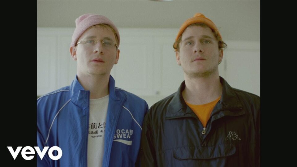 Cosmo’s Midnight & Kudu Blue – Mind Off