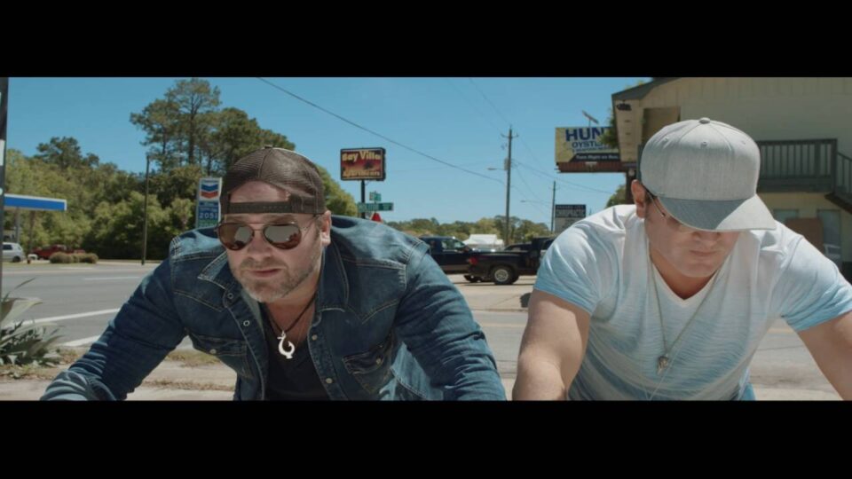 Jerrod Niemann & Lee Brice – A Little More Love