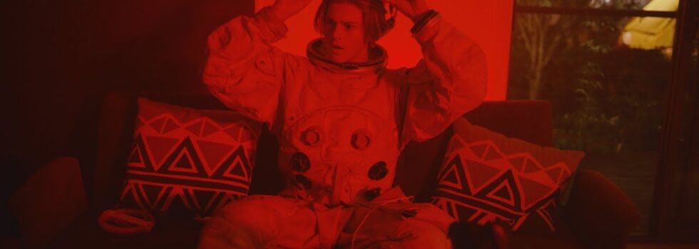 Cosmo’s Midnight & Ruel – Down for You